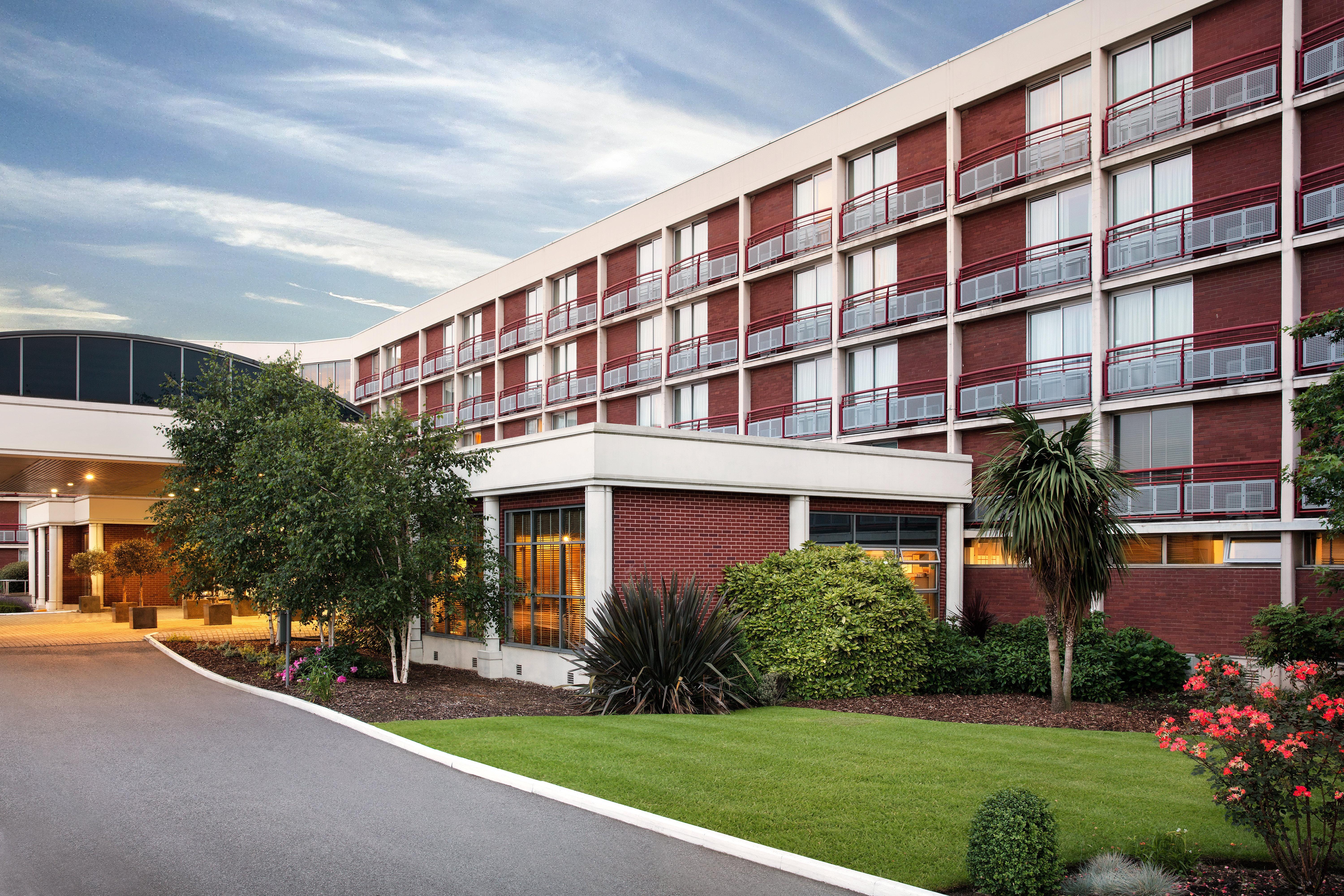 Crowne Plaza Heathrow, An Ihg Hotel West Drayton  Exterior foto